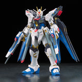 Mobile Suit Gundam RG #14 ZGMF-X20A Strike Freedom Gundam 1/144 Scale Model Kit