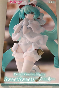 Vocaloid SweetSweets Series Hatsune Miku (Noel Ver.) Exceed Creative Figure