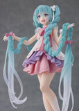 Vocaloid Hatsune Miku (Rapunzel) Wonderland Figure